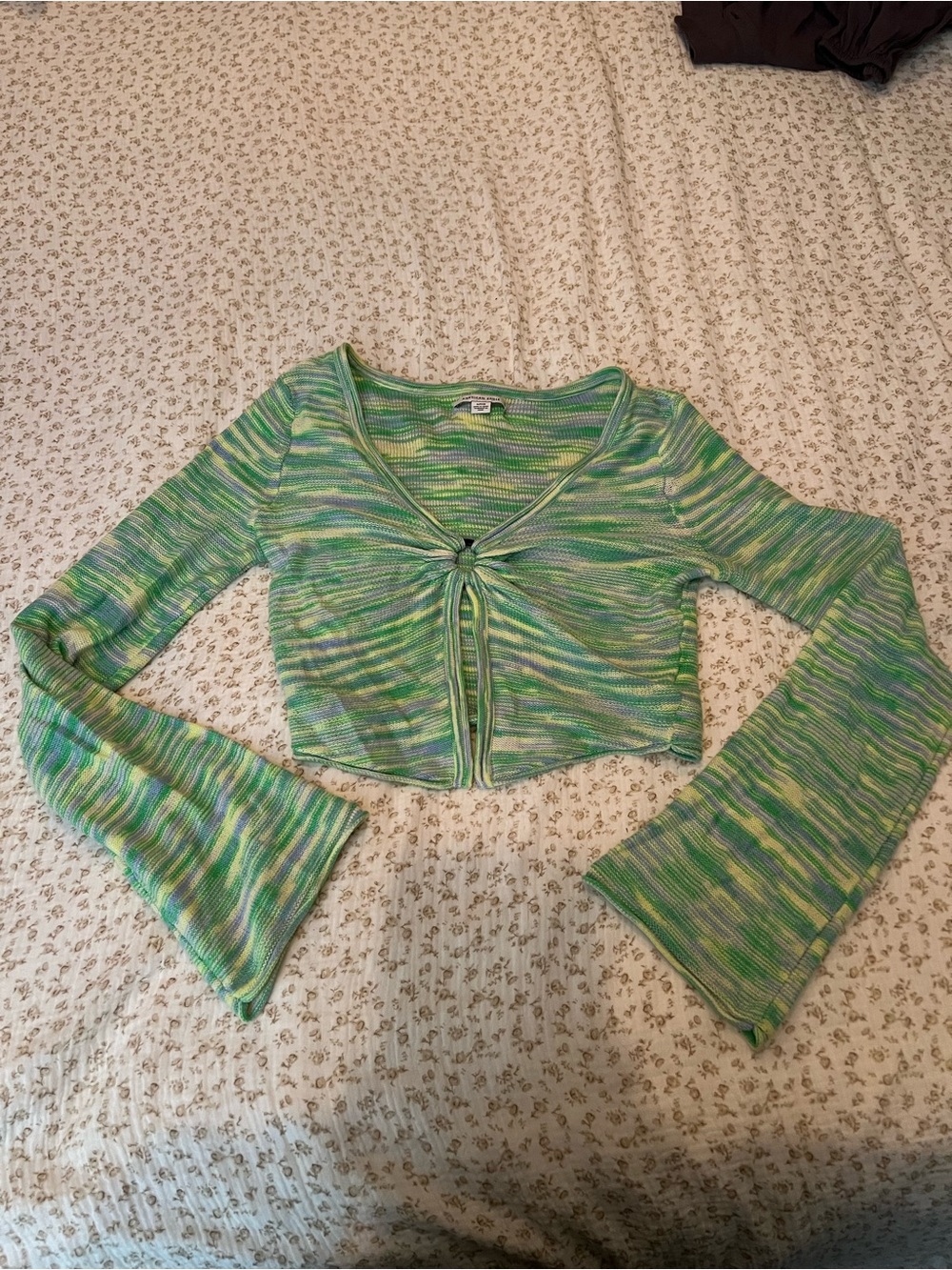 American Eagle Outfitters Green Multi Tie-Front Crop Top